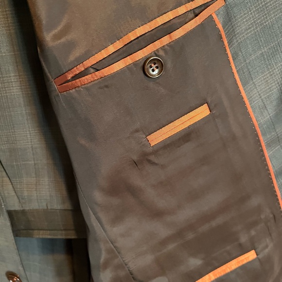 Sarar brown with plaid men’s suit - Picture 2 of 6